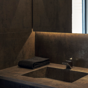 IRON CORTEN